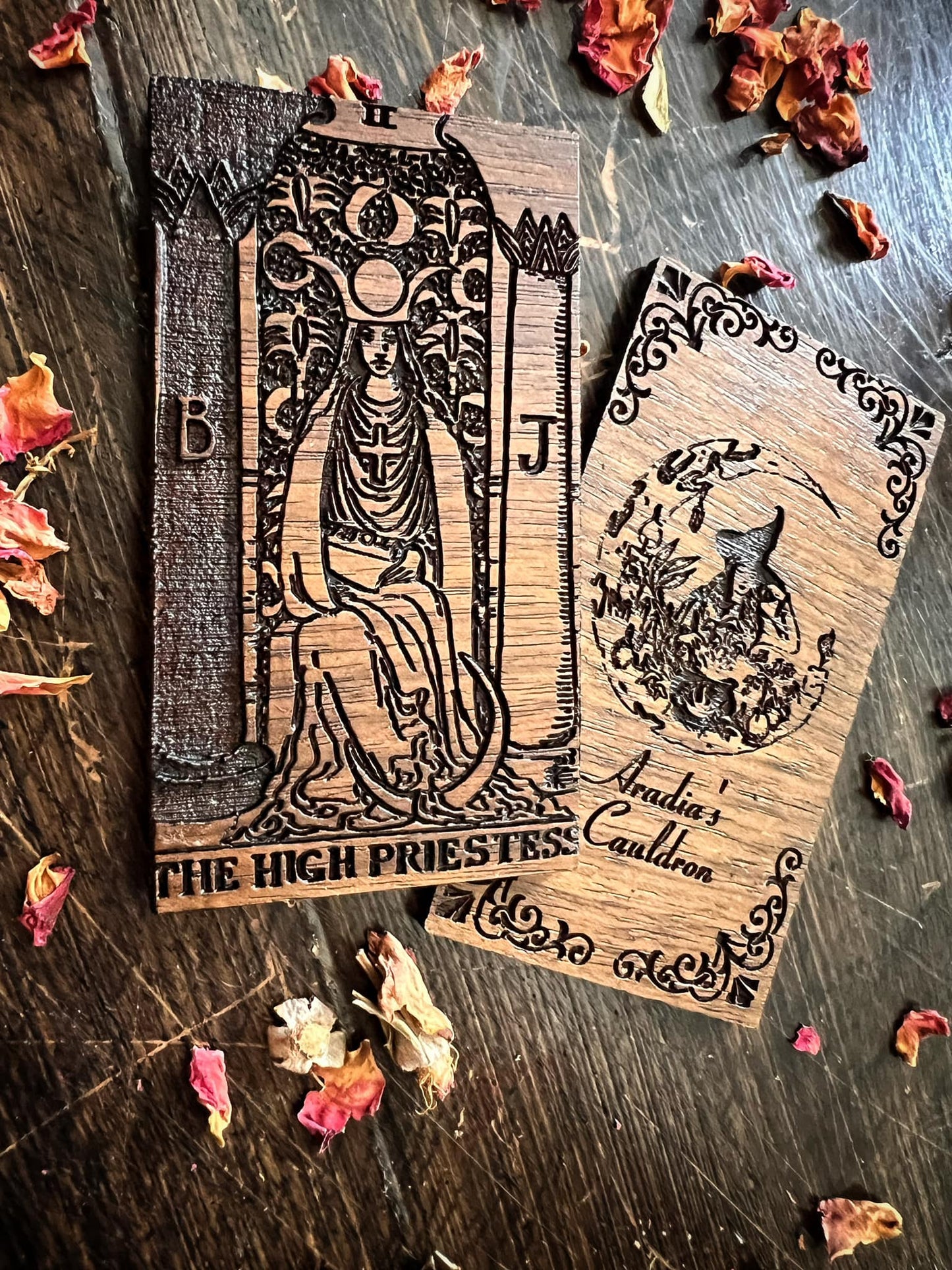 Aradia's Cauldron Rider-Waite Major Arcana Wooden Tarot Deck + Aradia's Cauldron Exclusive Unique Wooden Tarot Box